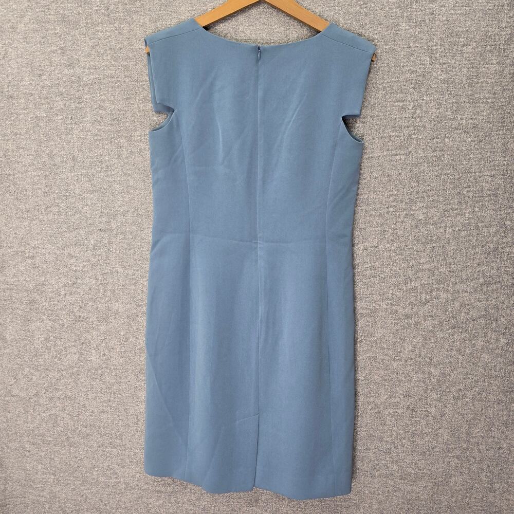 M.M. LAFLEUR SHIFT DRESS, SIZE 6 *